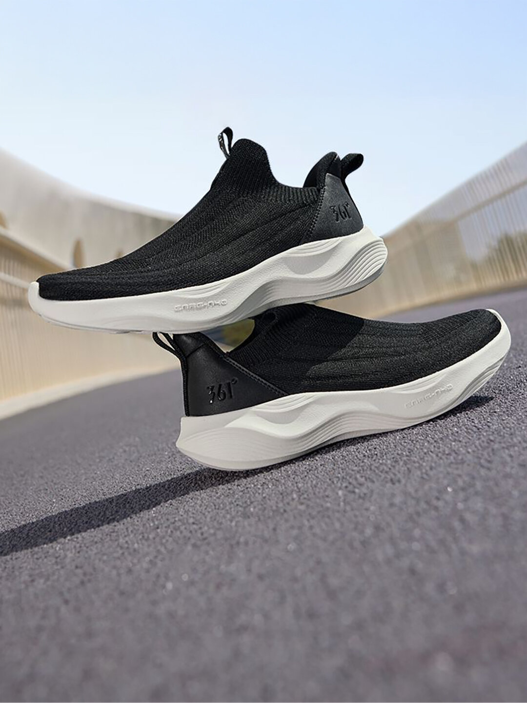 Кроссовки 361° 999, полнота F, размер 37 EU, Panda Black White — фото 1