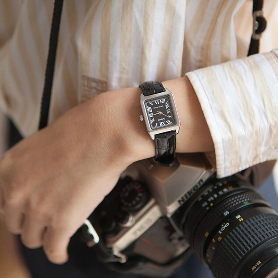 Наручные часы CASIO Classic, черный/серебристый — фото 1