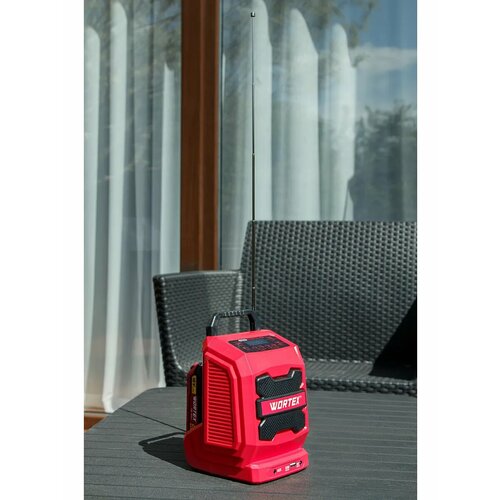 Радиоприемник аккумуляторное радио WORTEX CR 1803 ALL1 XLT SOLO часы функция PowerBank 1334801 7211₽