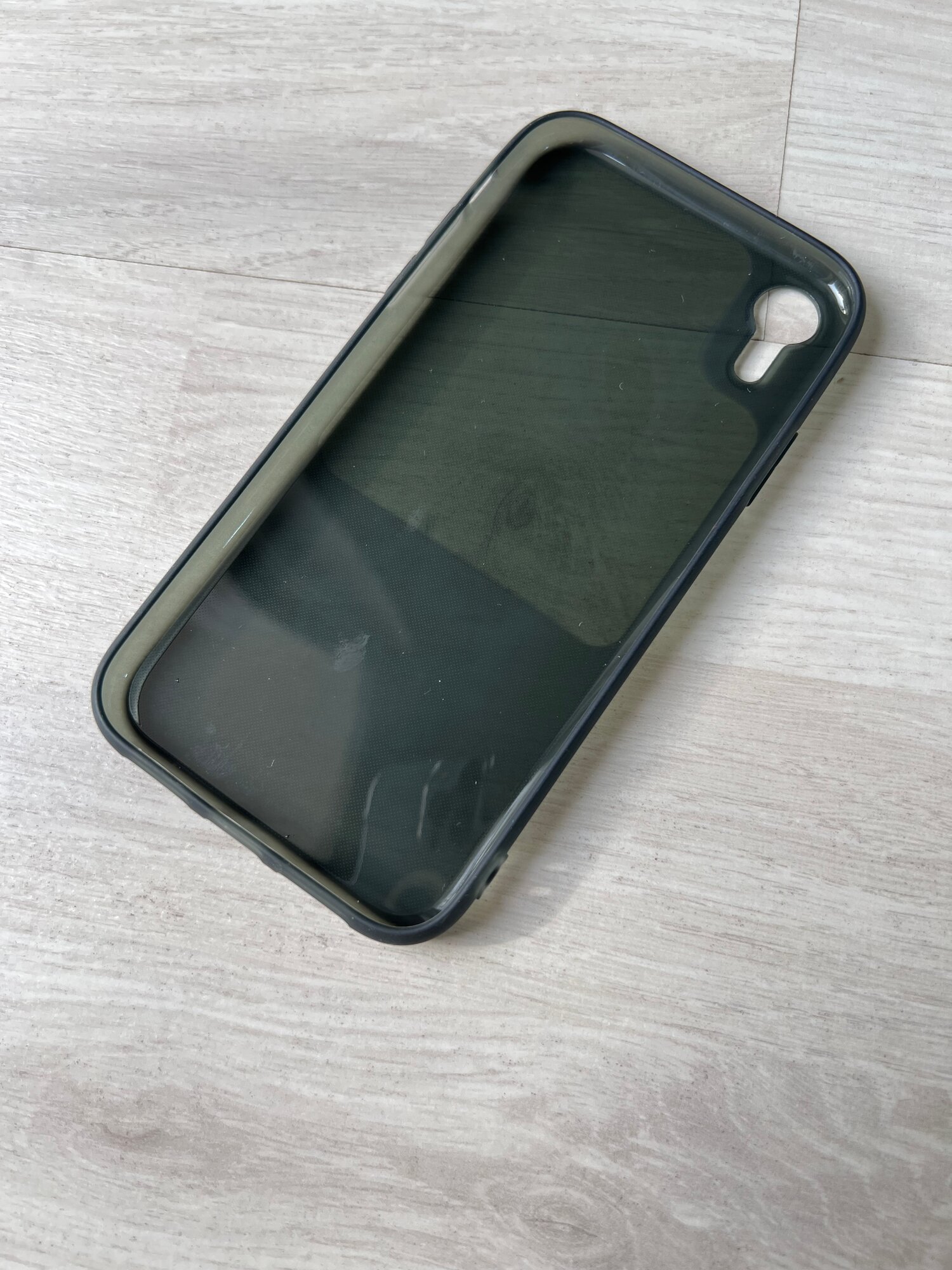 Чехол для iPhone XR (резиновый, с необычным дизайном) разных цветов. — фото 1