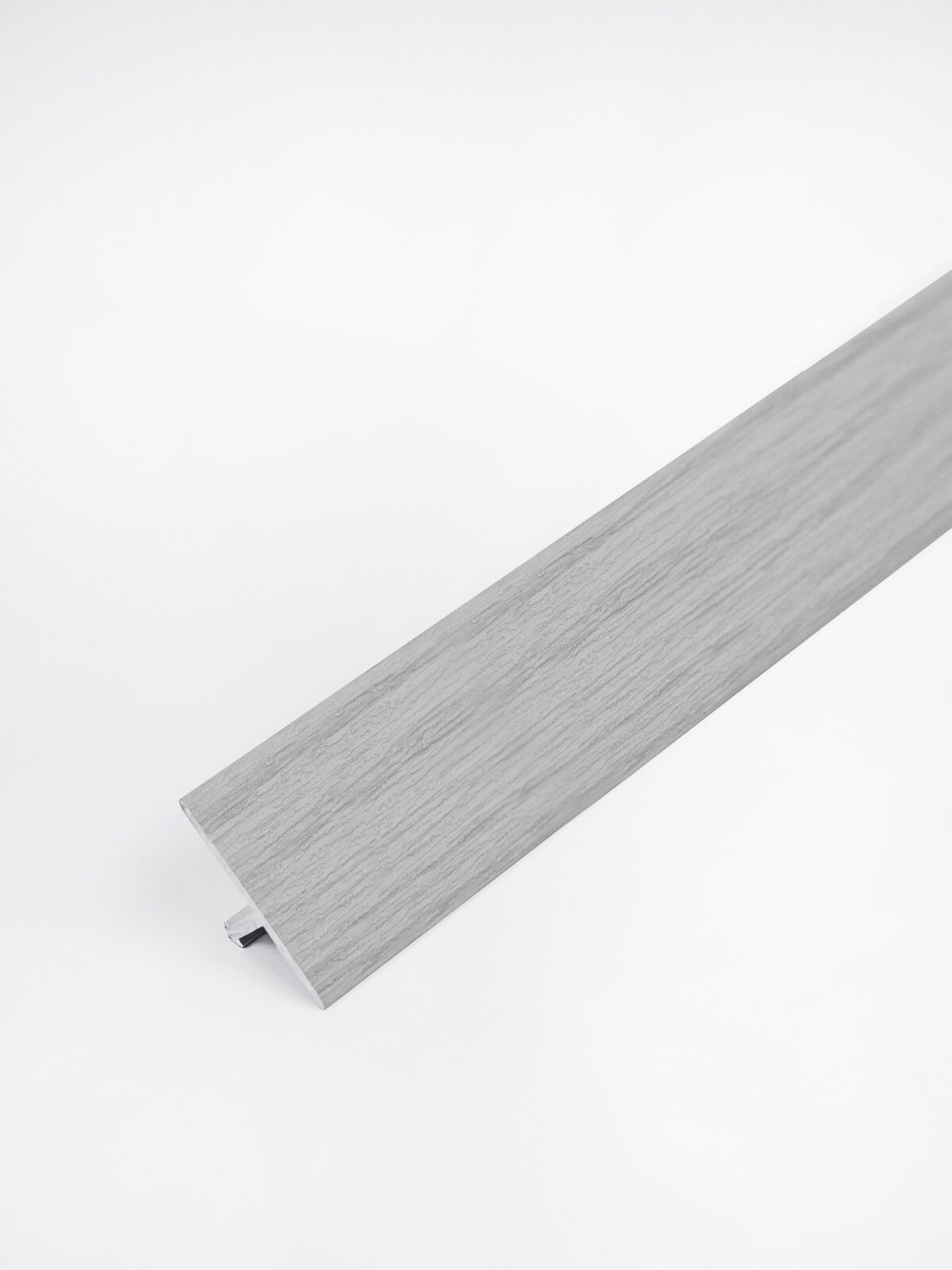 Порожек для напольного покрытия Т-образный 18 мм с укороченной ножкой длина 09 м Русский профиль алюминиевый ламинация дуб серый