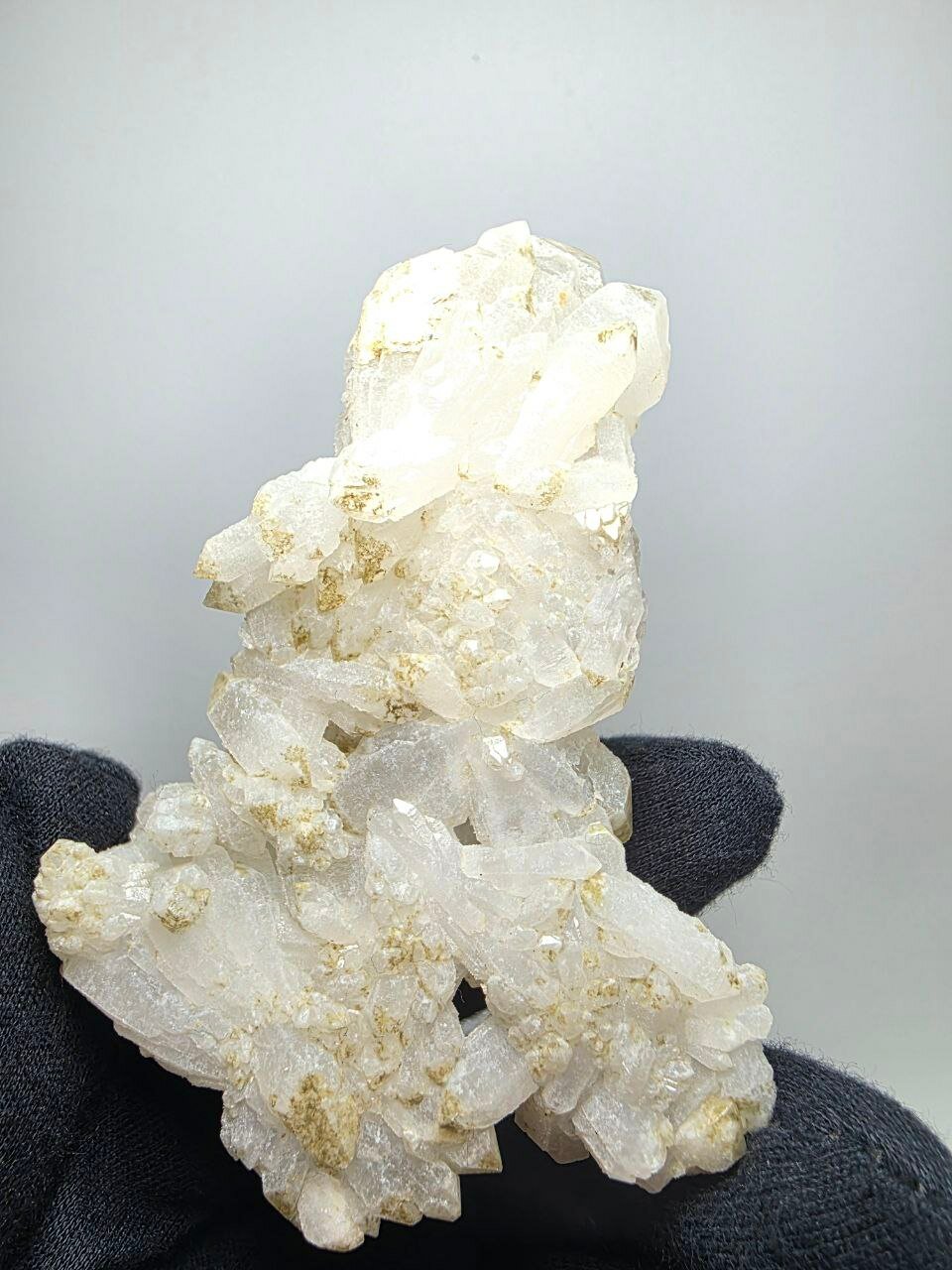 Друза кварца 88 мм, 95 г. — фото 1