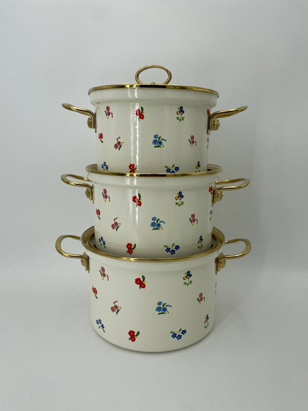 Набор кастрюль "Кремовый", эмалированная сталь, в подарочной коробке, 2.5/3.5/4.5 л