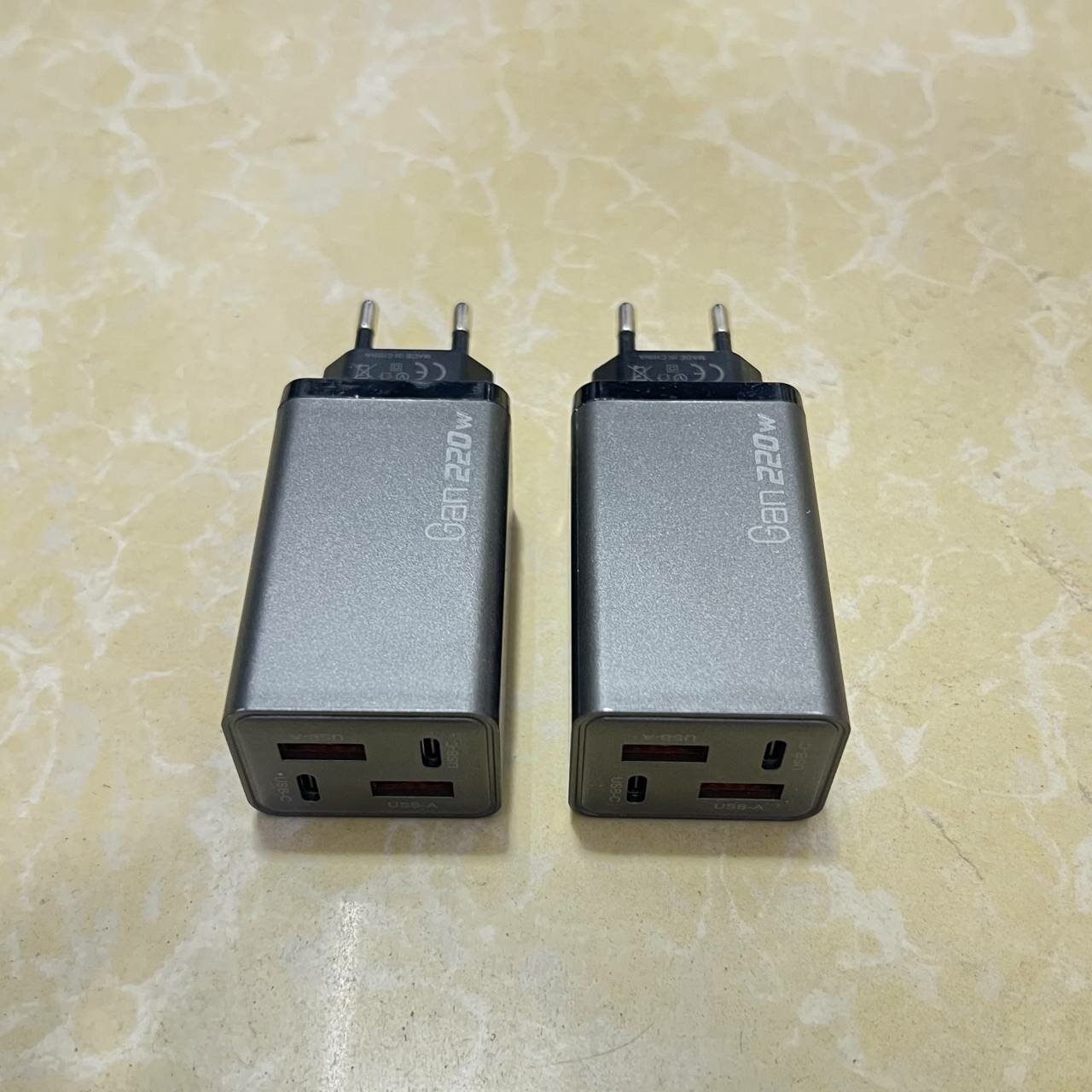 Сетевое зарядное устройство GaN 20W, USB-A + USB-C, быстрая зарядка PD / QC, EU