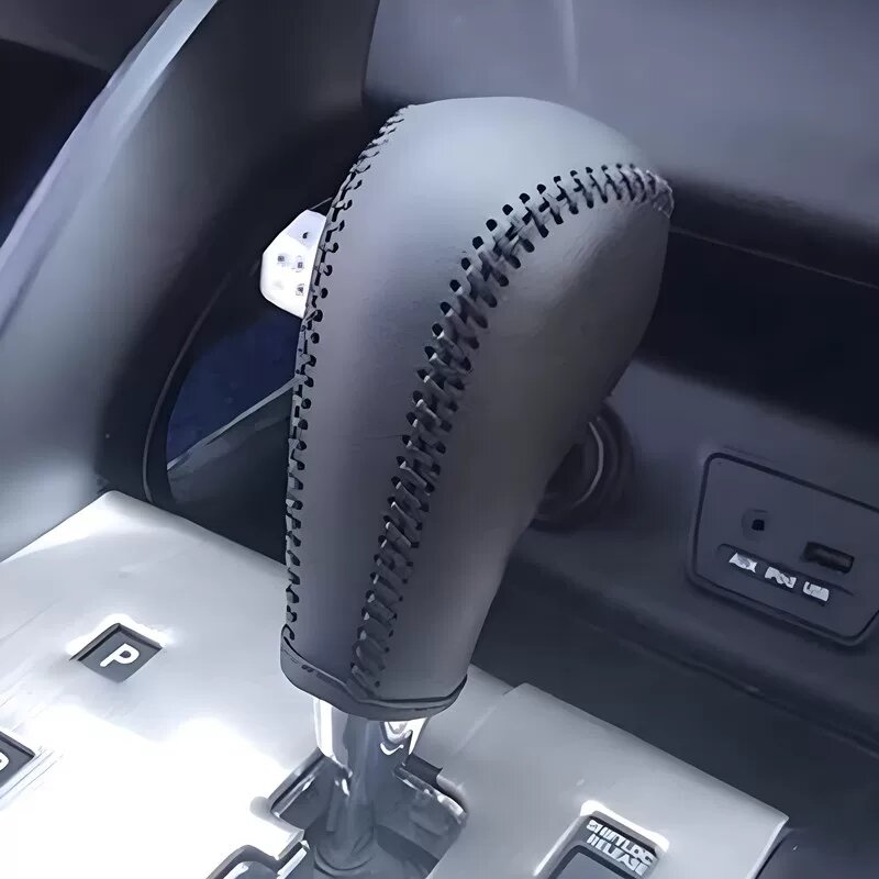 Кожаный чехол для рычага КПП Hyundai ix35 2010-2015, черный с черной строчкой