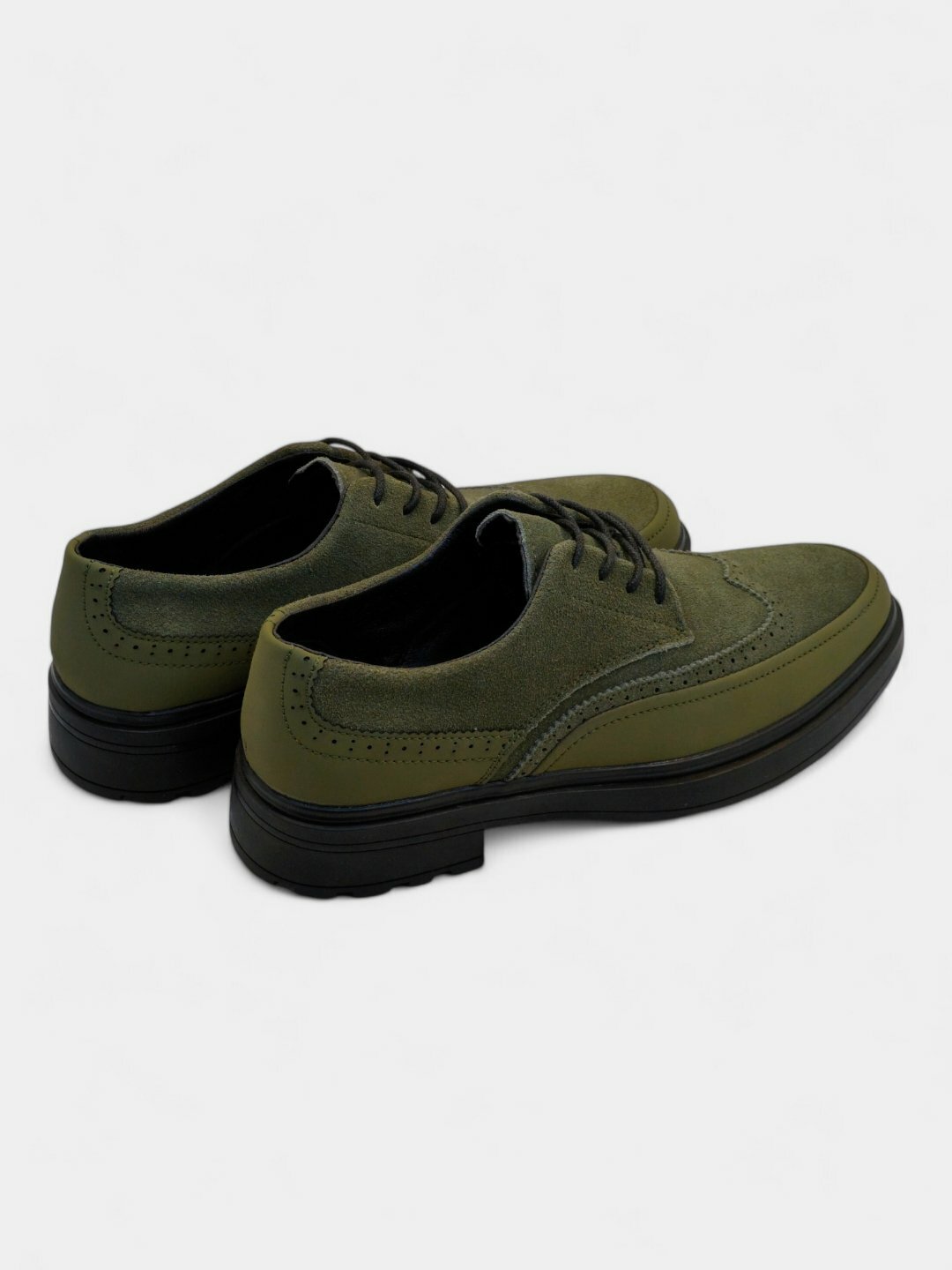 Лоферы  мужские туфли, замшевые туфли, классические туфли, повседневная обувь, мужская обувь, туфли из натуральной замши, туфли без меха, демисезонная обувь, туфли на толстой подошве, комфортные туфли, офисная обувь, стильные туфли, туфли с шнурками, туфли на каблуке, туфли для мужчин, обувь из замши, туфли на каждый день, размер 39 40 41 42 43 44, оливковый — фото 1