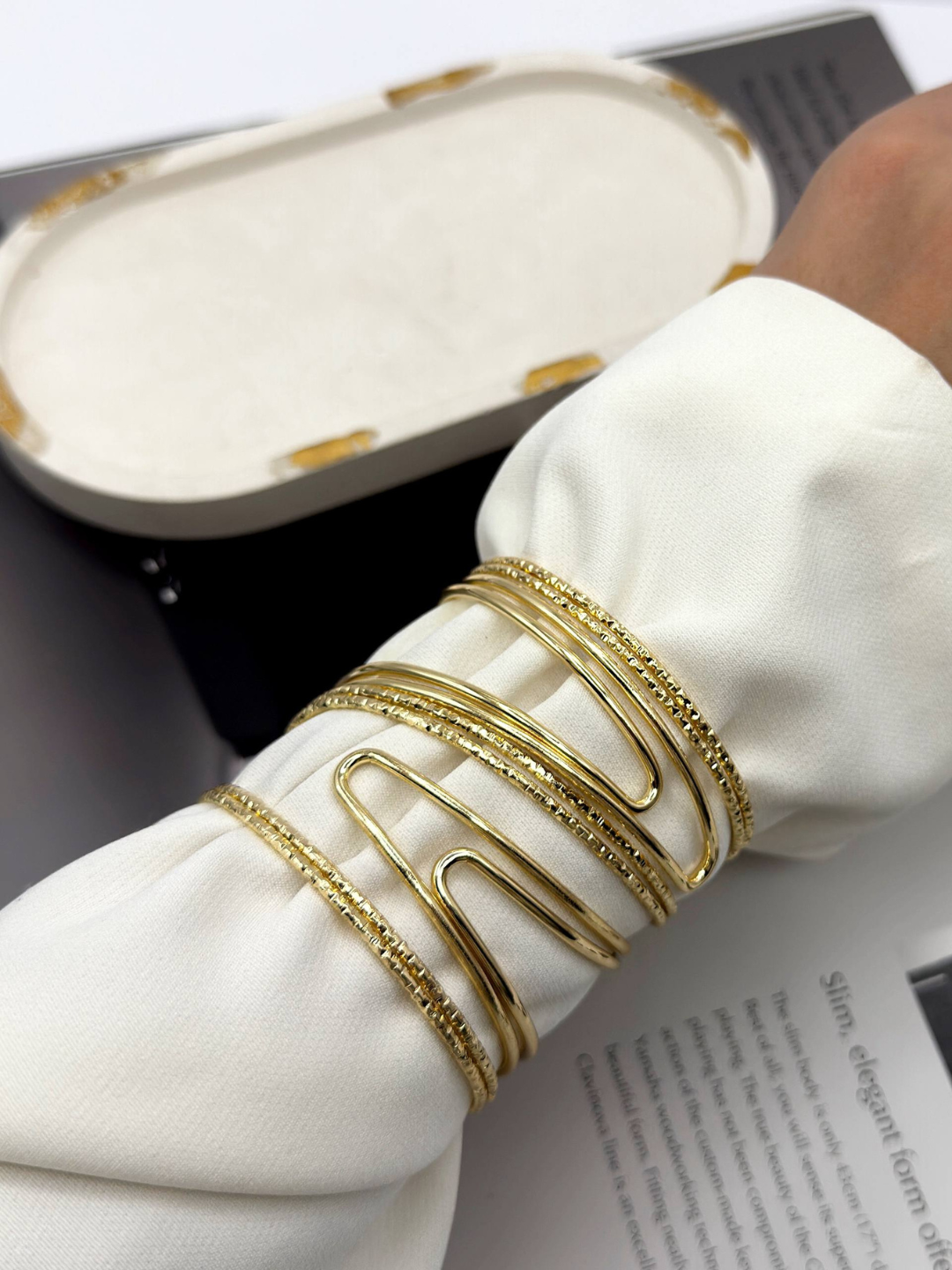 Браслет-бэнгл