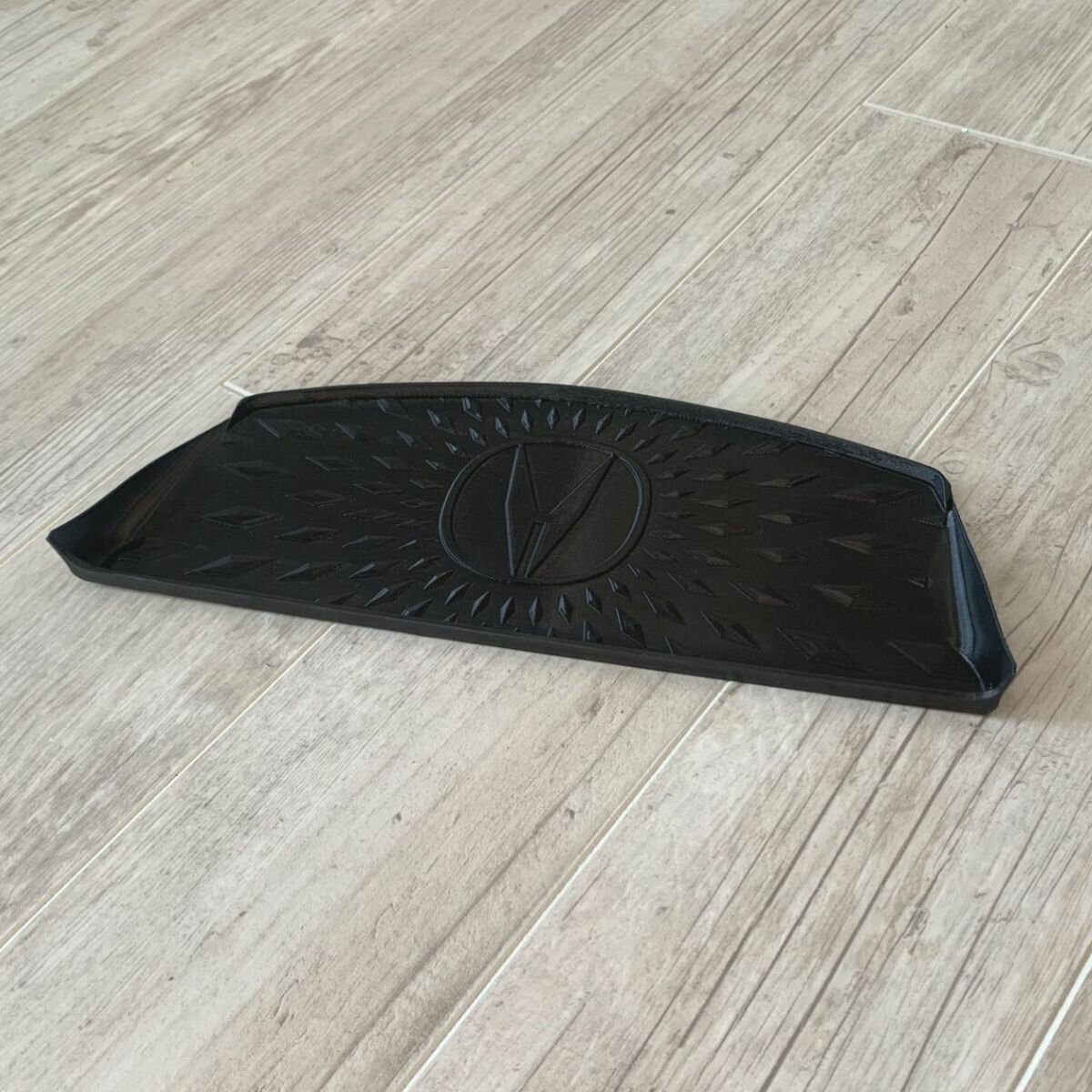 Лоток для полки ACURA RDX, обеспечивает защиту от появления царапин, загрязнений и других повреждений