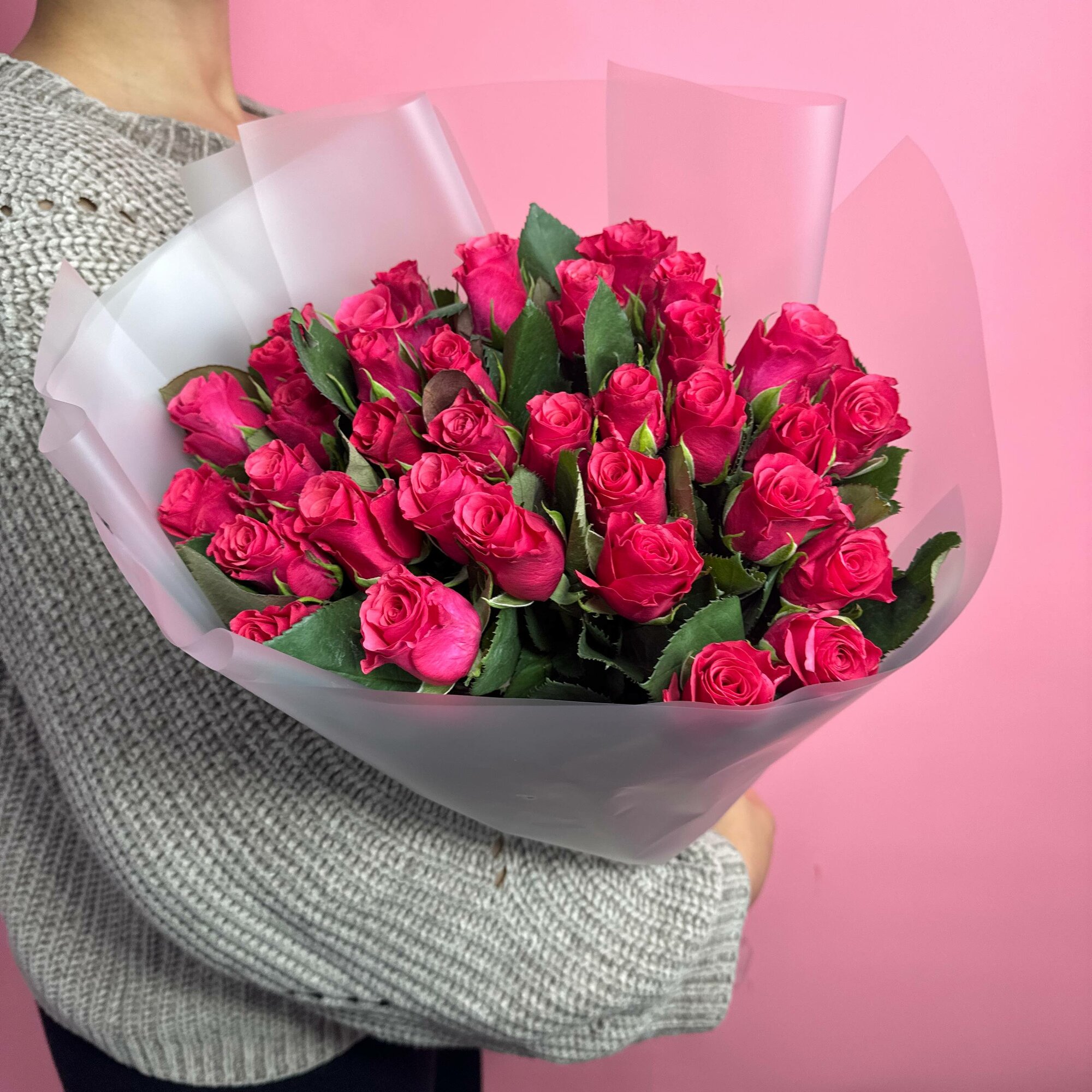 Букет из 35 голландских роз Такази