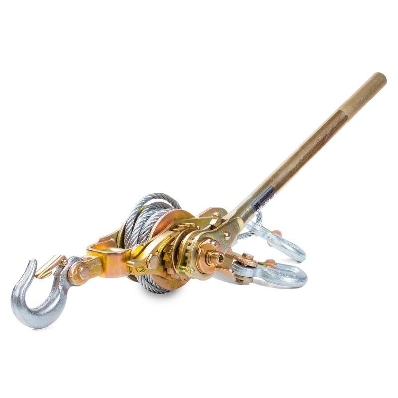 Лебедка ручная Instart грузоподъемность 3 тонны, со стальным тросом, с храповым механизмом, длина троса 20 м