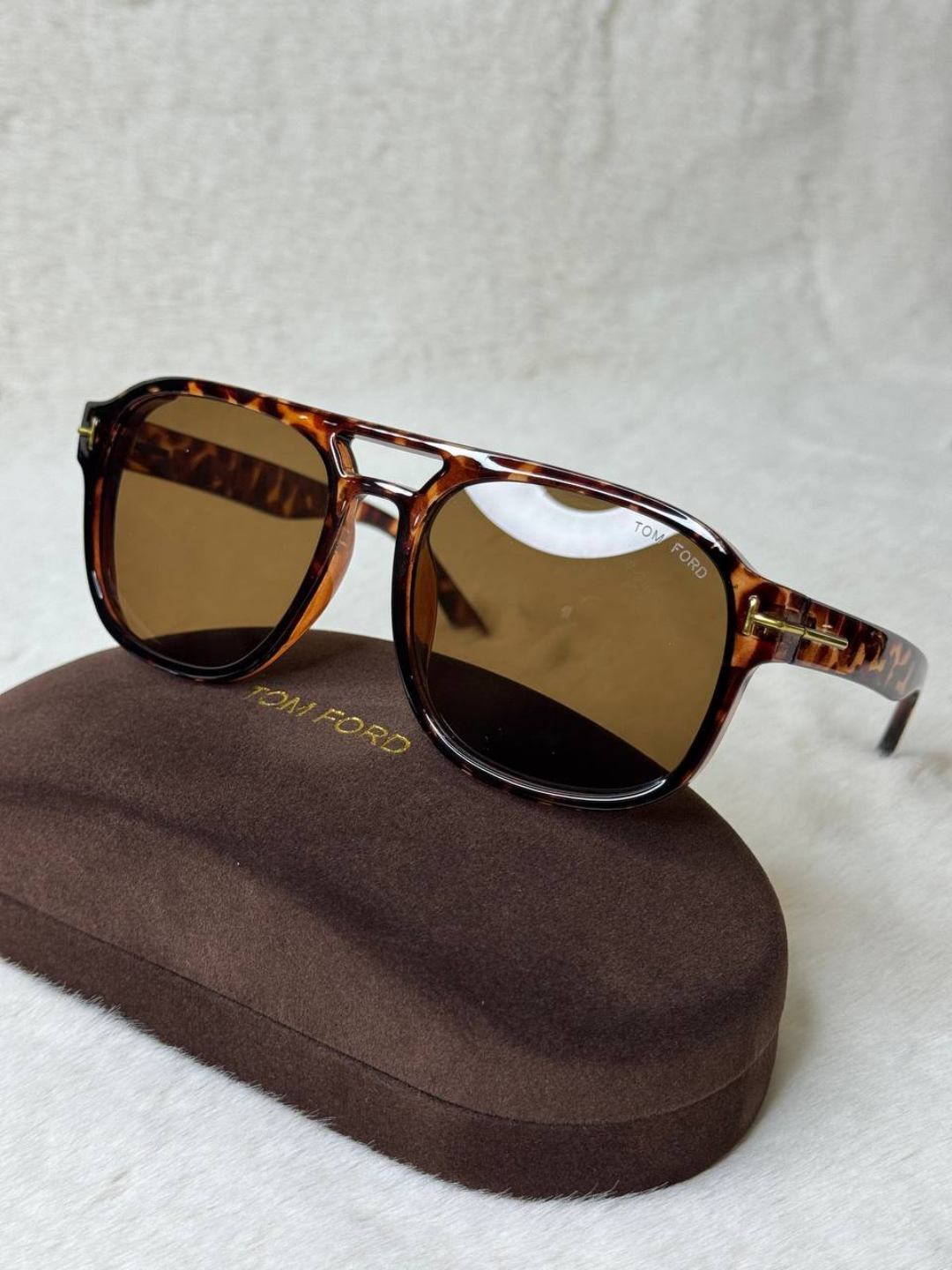 Солнцезащитные очки