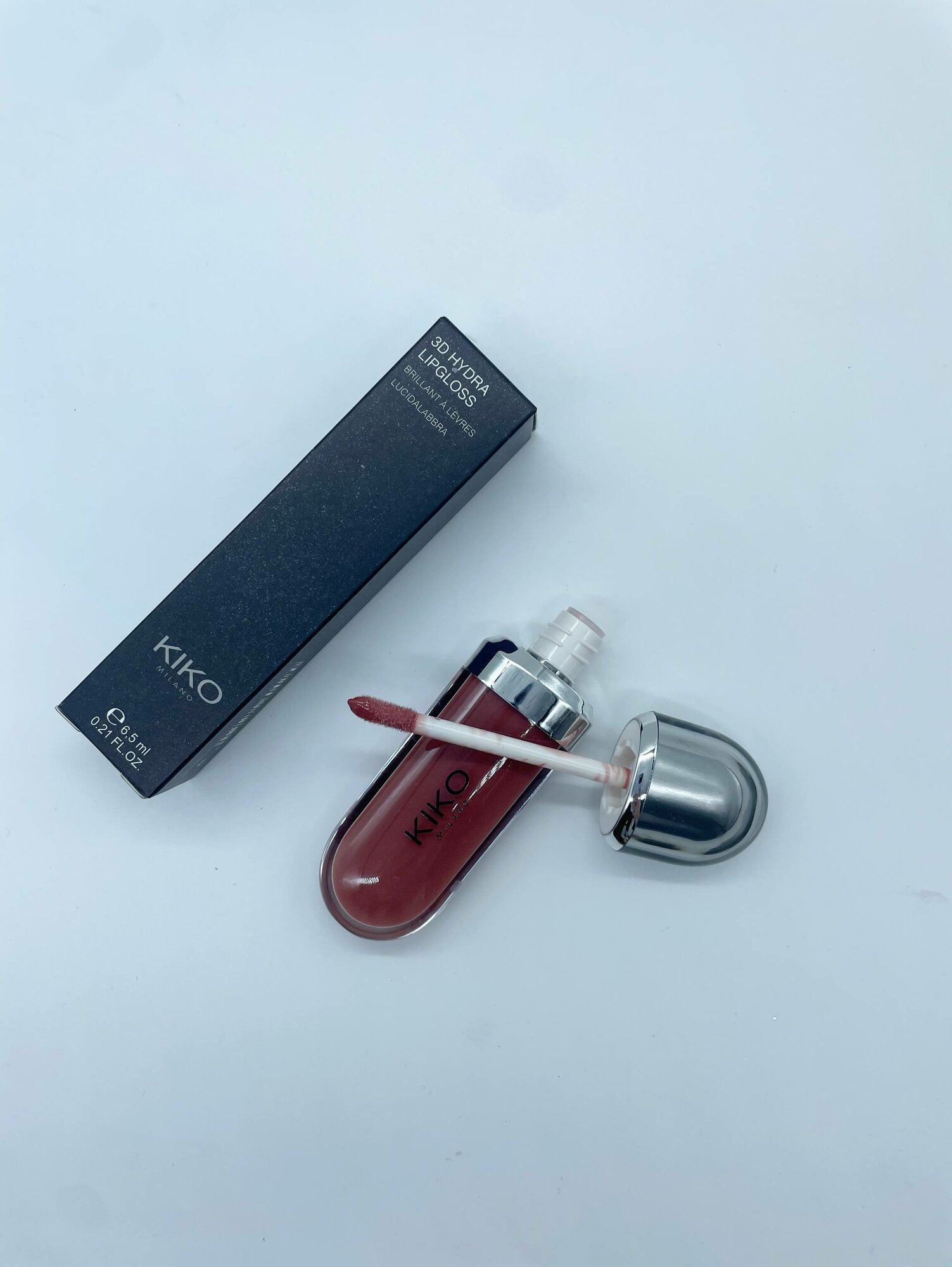 Помада блеск для губ, смягчающий и сияющий, с эффектом 3D, KIKO A3 — фото 1