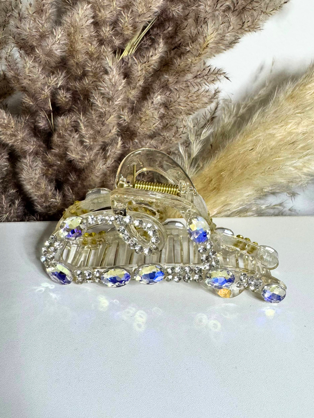 Стильная заколка-краб с кристаллами для волос — прочная, блестящая, универсальная