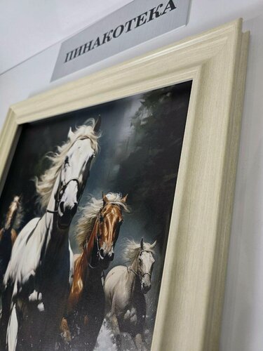 Изображение товара Багетная рама для картины (подрамника) 40х40 см (внутренний размер)