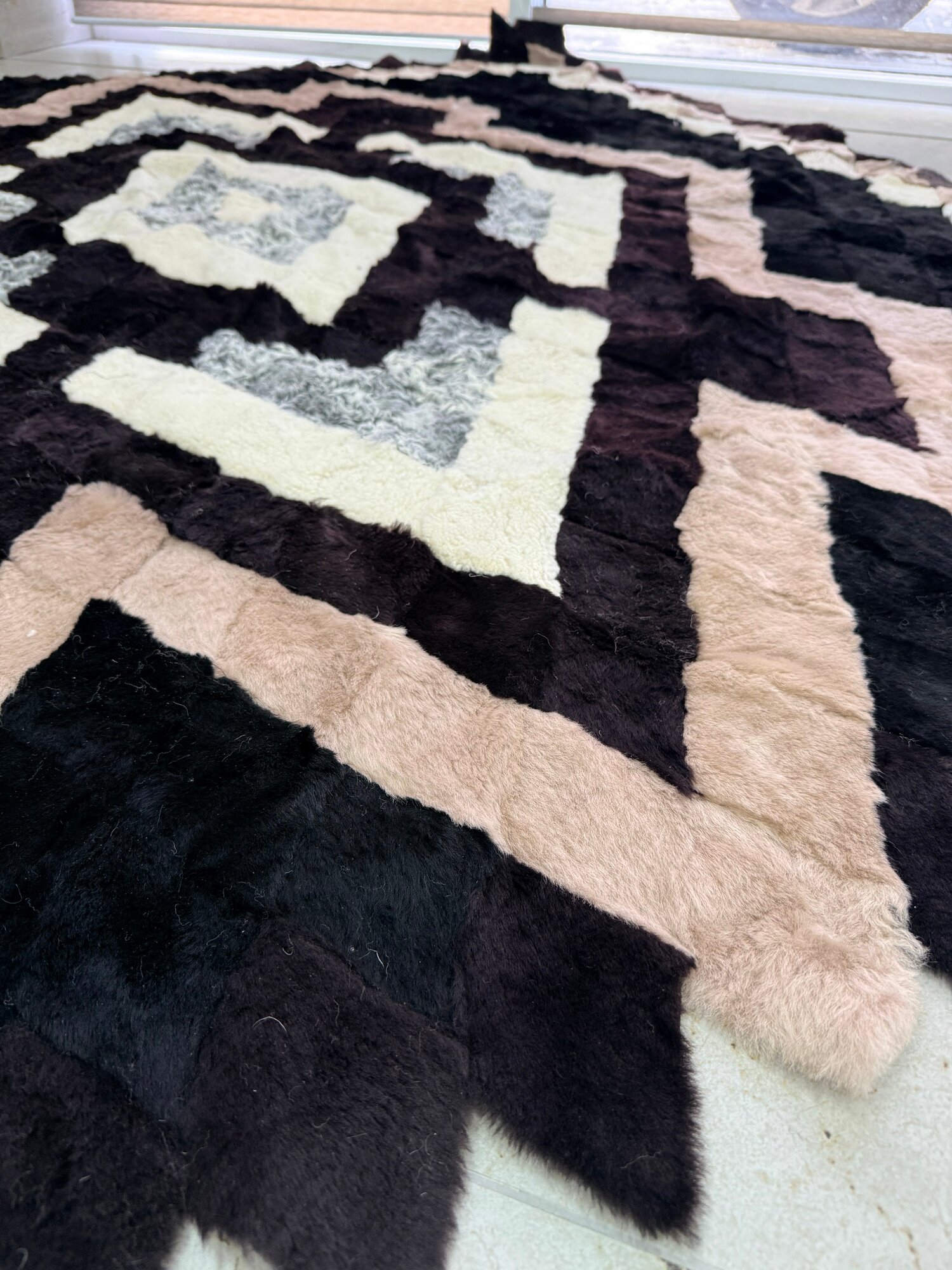 Покрывало меховое ковер из шкуры овчины — фото 1