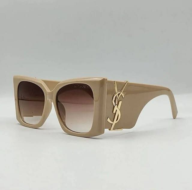 Солнцезащитные очки Saint Laurent, молочный — фото 1