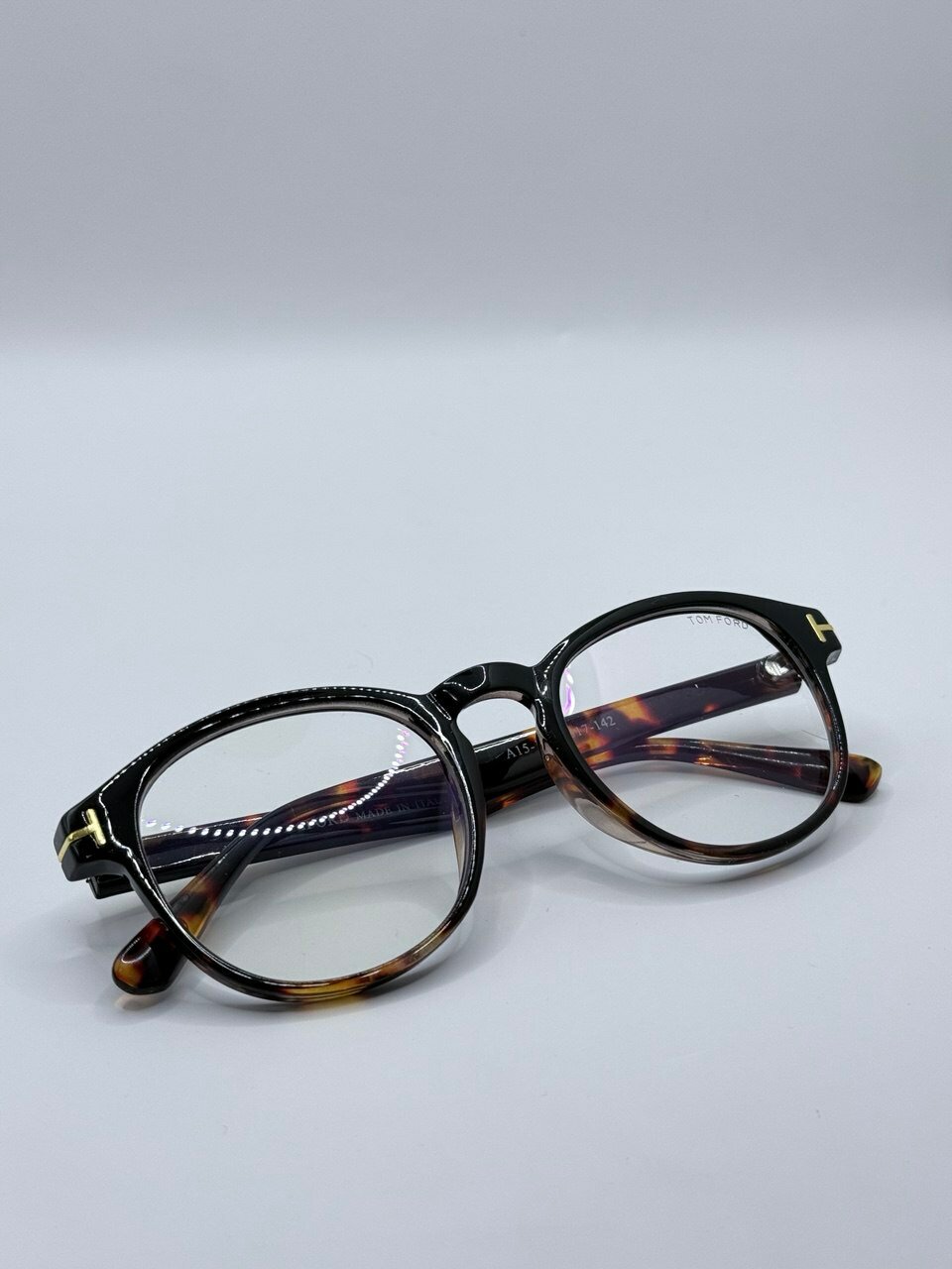 Солнцезащитные очки Tom Ford, черный, бесцветный, серый — фото 1