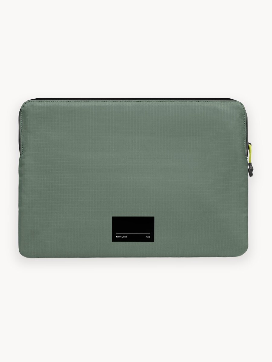 Защитный чехол Native Union ULTRALIGHT SLEEVE FOR MACBOOK 16" , цвет: серо-зелёный