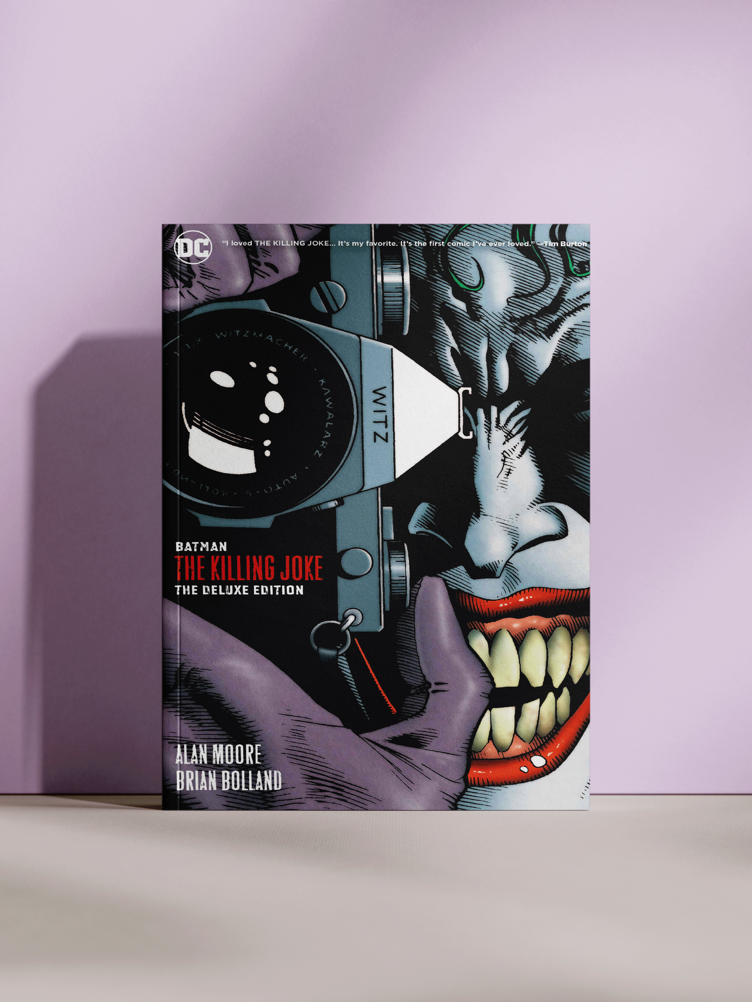 Книга "Batman: The Killing Joke" Мур Алан, Болланд Брайан, издательство DC Comics