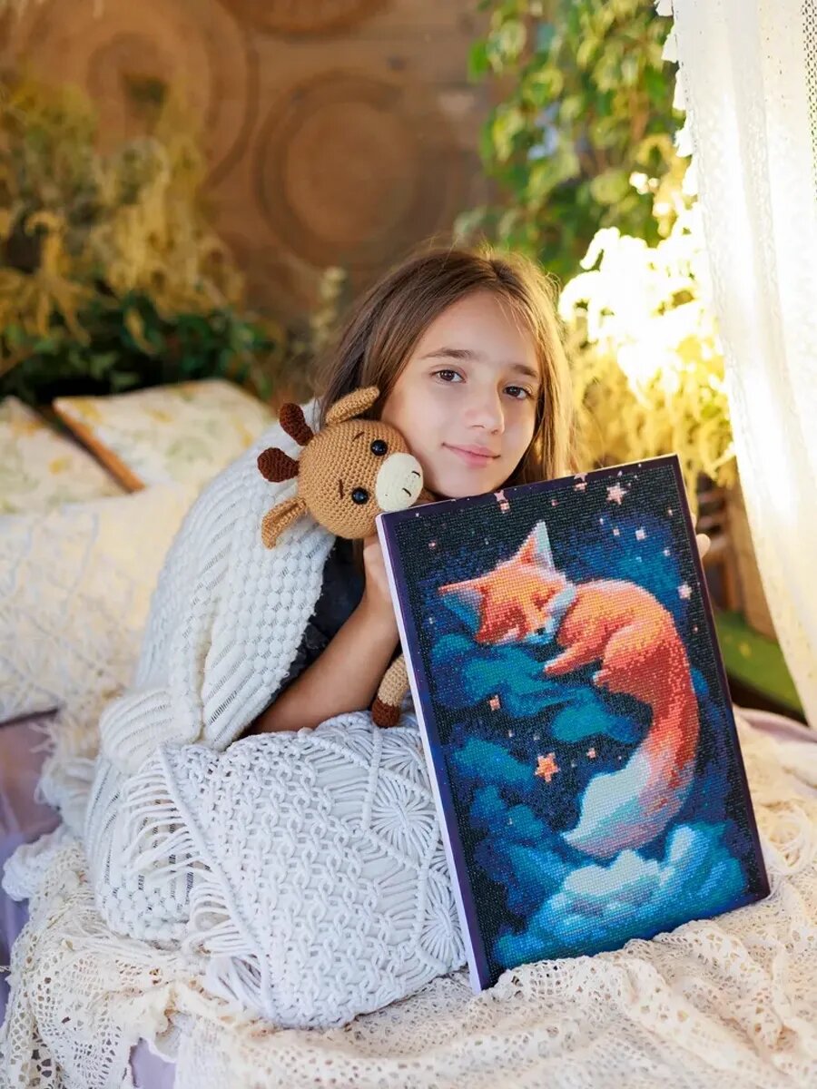 Алмазная мозаика на подрамнике 30x40 "Спящий лисёнок" — фото 1