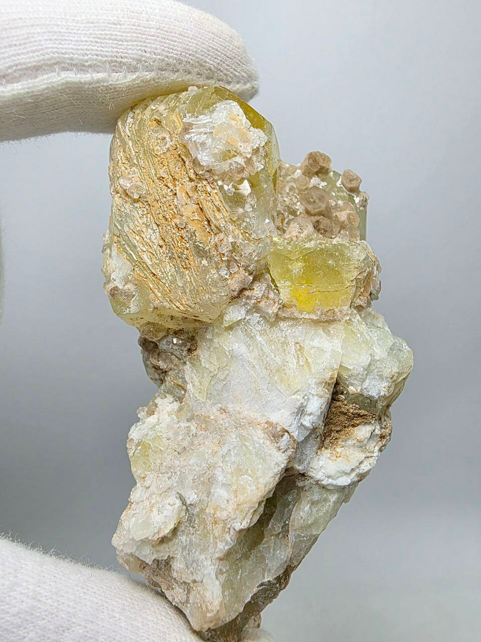 Датолит 80 мм, 159 г. — фото 1