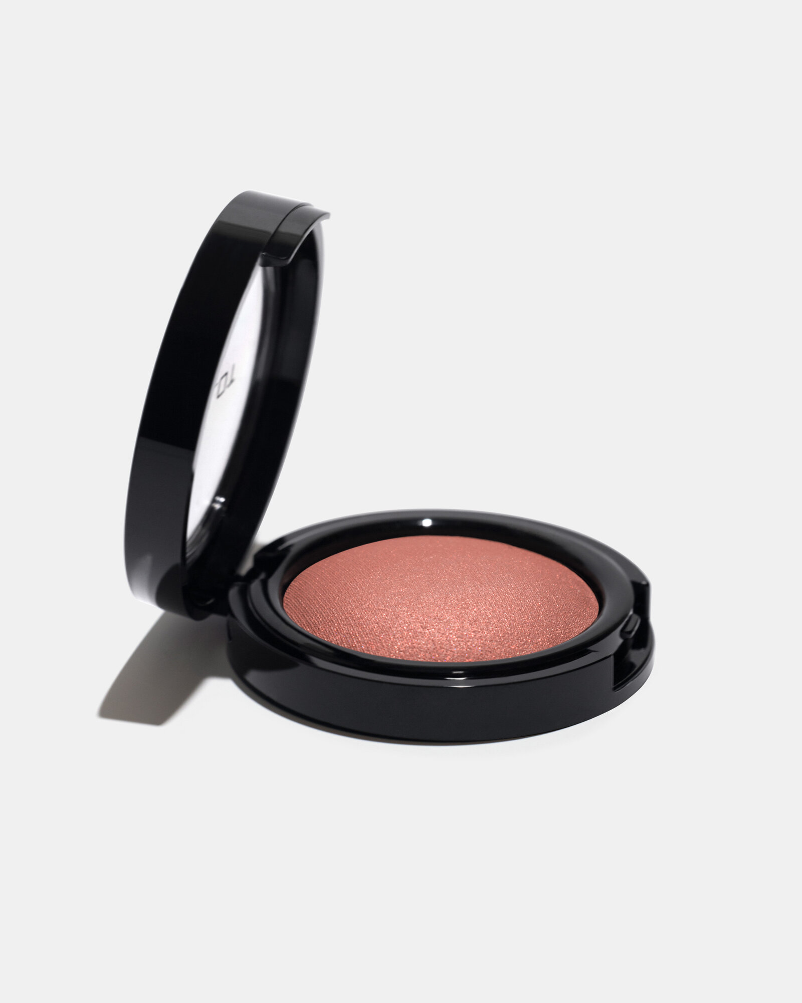 Шелковые румяна INGLOT для лица с эффектом сияния Rosie Cheeks Blush №21 — фото 1