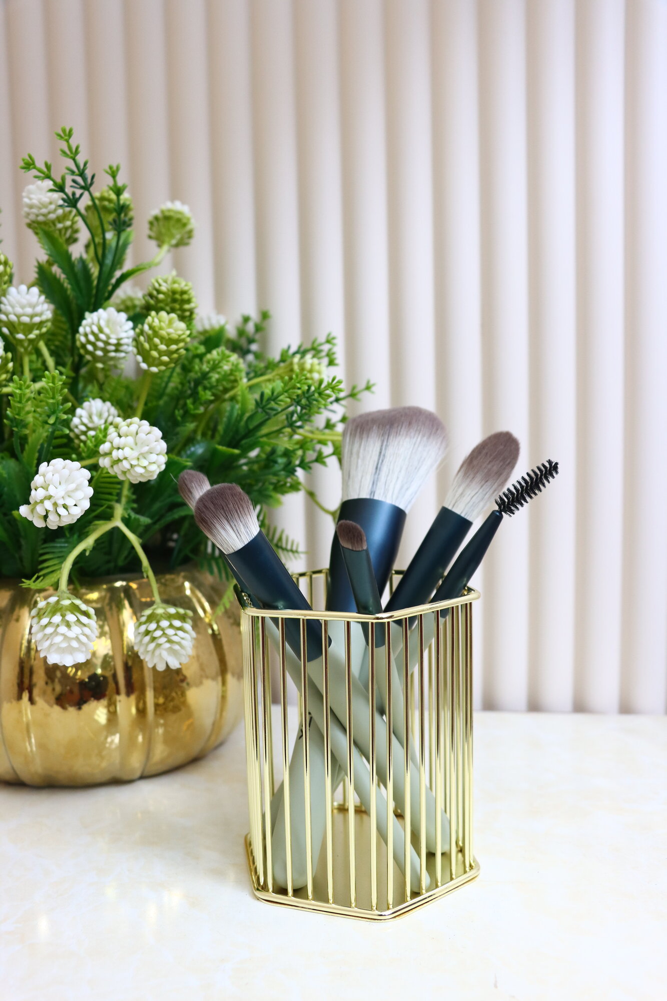 Органайзер, для косметики, для хранения косметики Минималистичный настольный органайзер – для дома и офиса