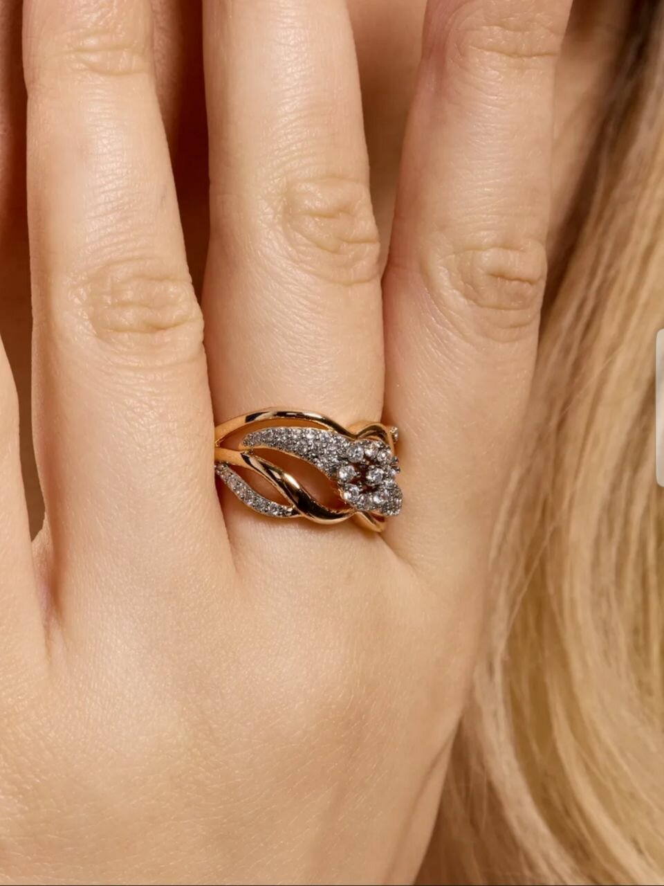 Комплект бижутерии: серьги, кольцо, финифть, размер кольца 19, золотистый — фото 1