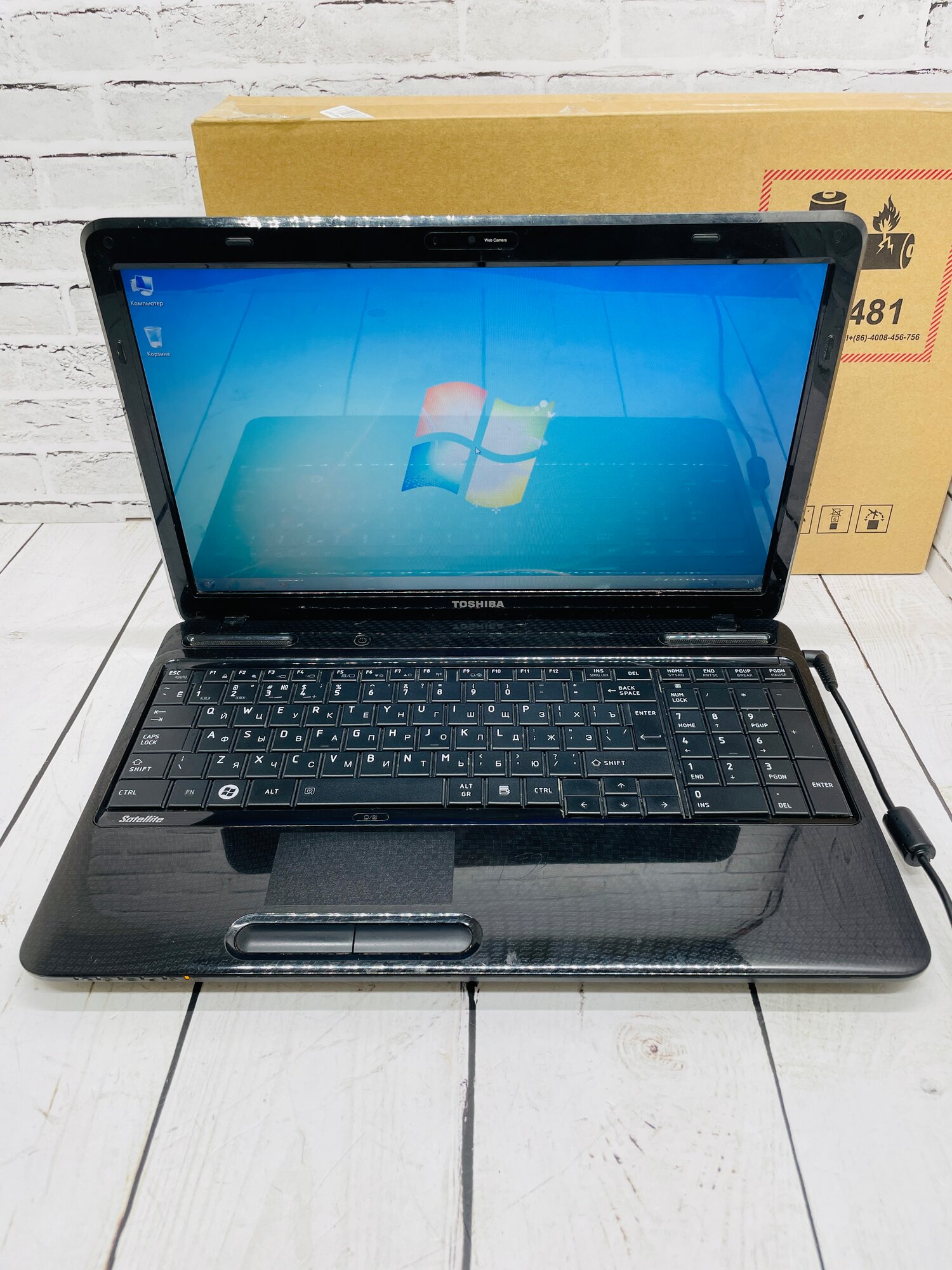 Игровой ноутбук 15,6, Toshiba L650, Intel Core i3 m370, 4 Gb DDR3, 500 Gb HDD, AMD Radeon HD 5000