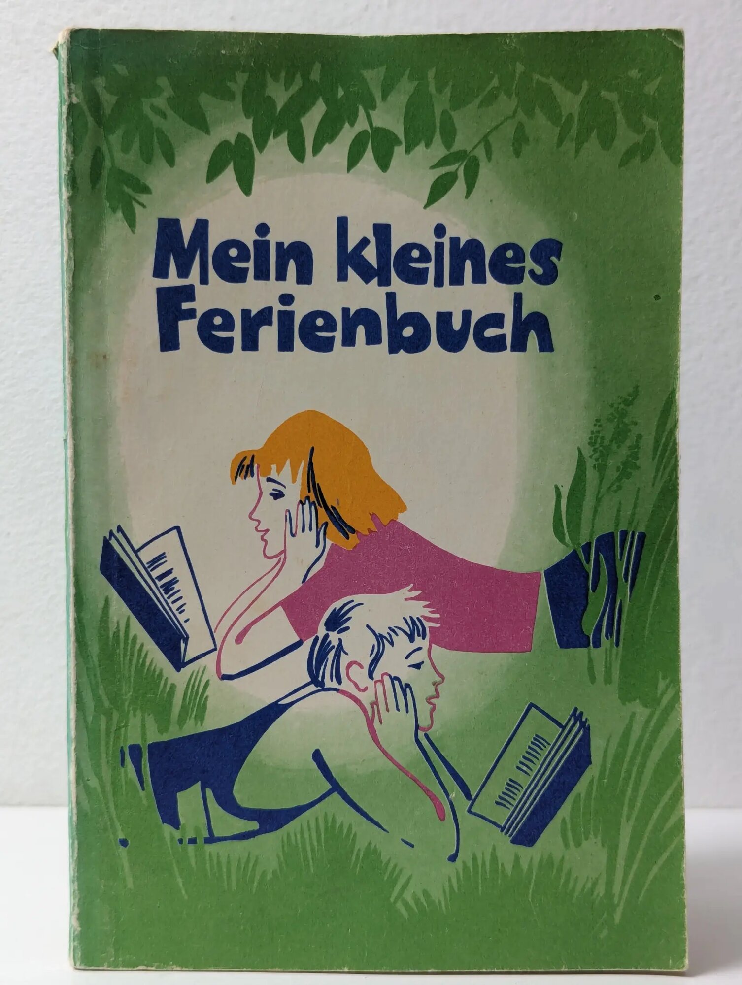 Mein kleines Ferienbuch. Почитай летом. Книга для чтения Златогорская Ревекка Лазаревна 1992