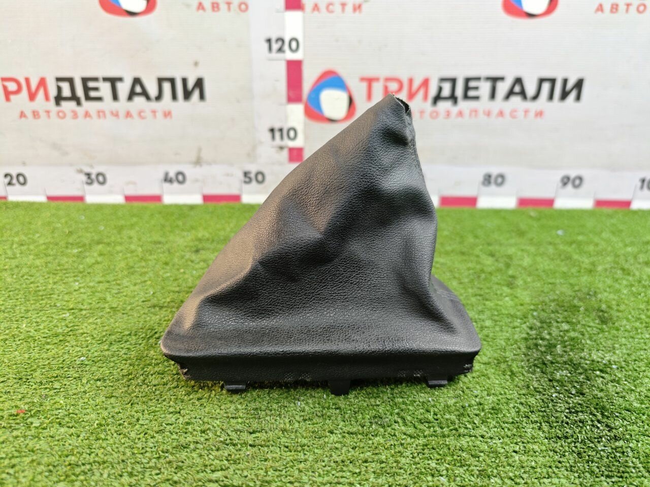 Чехол кулисы Renault Duster 1.4 H5H 2021 (б/у)