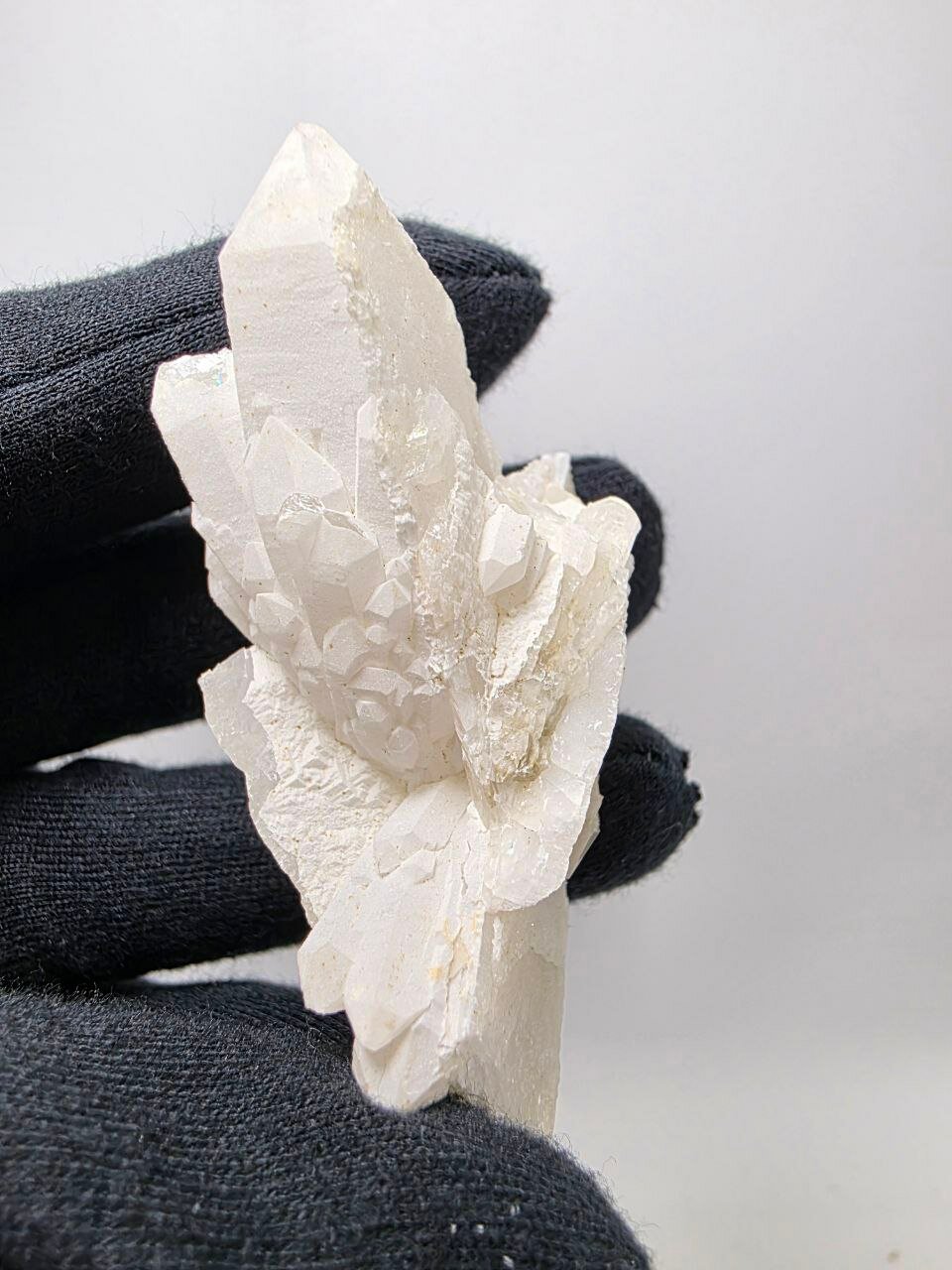 Друза кварца 69 мм, 45 г.