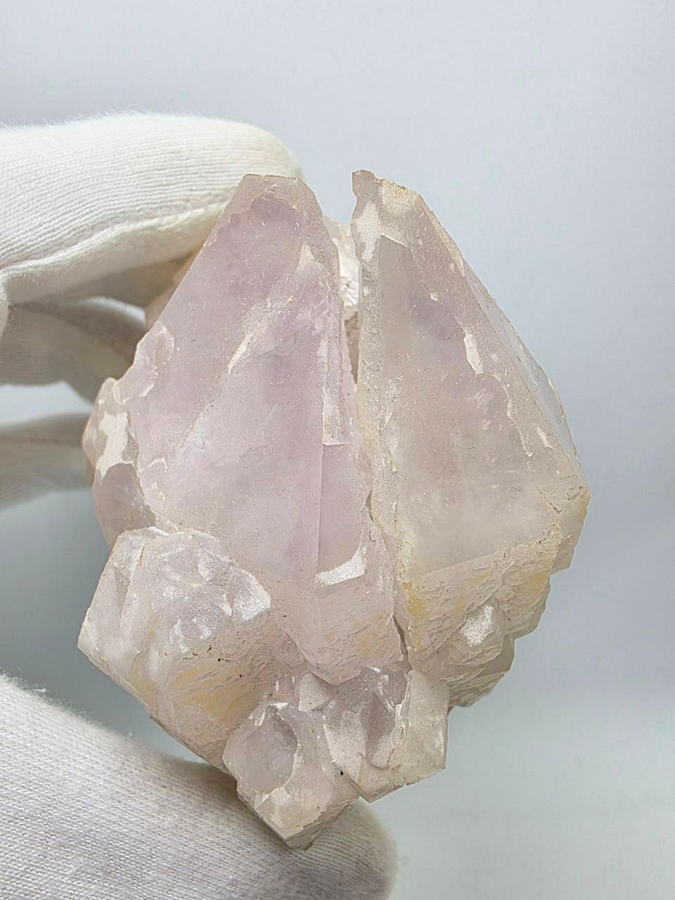 Друза кварца 83 мм, 361 г.