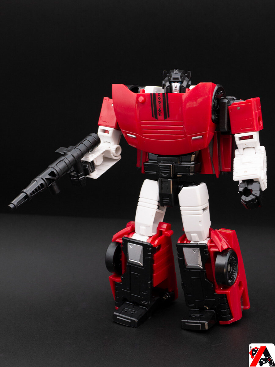 Робот трансформер Сайдсвайп G1 (Sideswipe) — фото 1