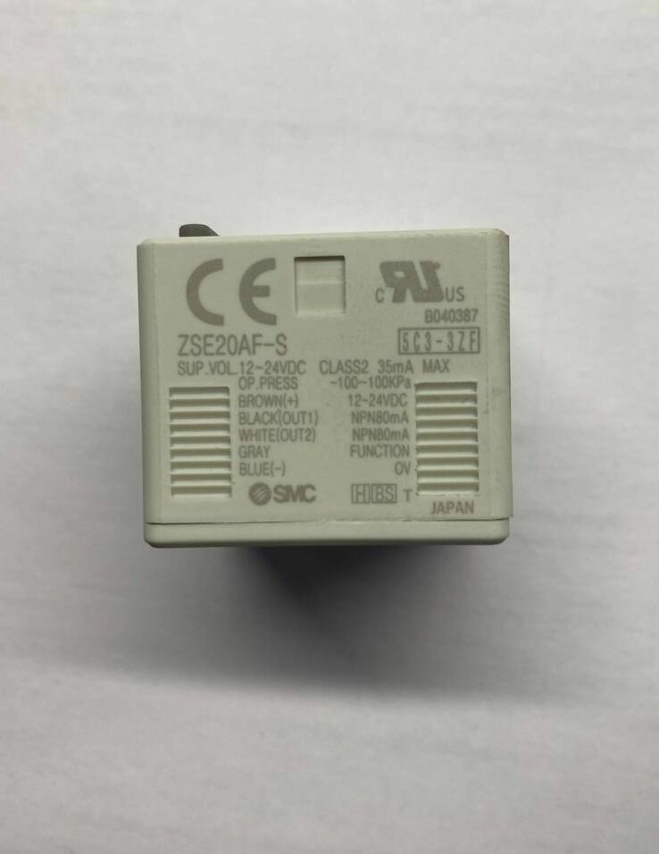 Датчик давления ZSE20AF-S-01-JA2, SMC, цифровой, 0-1 МПа, разъемный соединитель, IP40 — фото 1