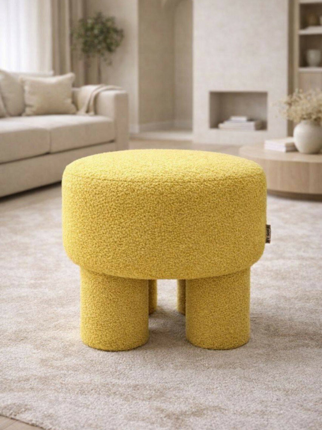 Пуф Sunny, дизайнерский, мягкий, жёлтый, из букле, на четырёх ножках
