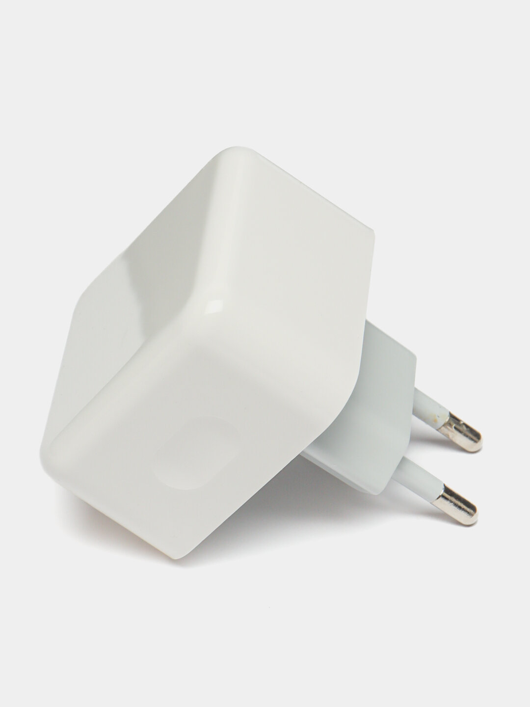 Быстрый адаптер зарядки 50 Вт для iPhone — мощный и компактный USB-C зарядник для быстрого восполнения энергии — фото 1