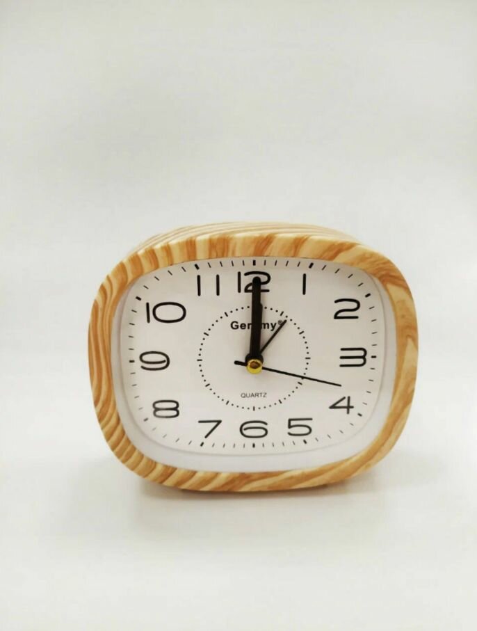 Часы-будильник настольные, кварцевые — фото 1