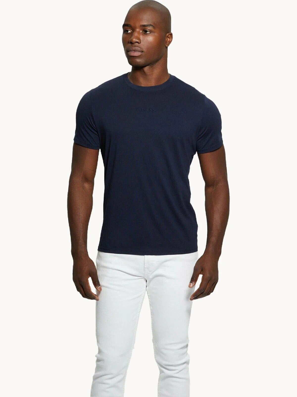 Футболка GUESS