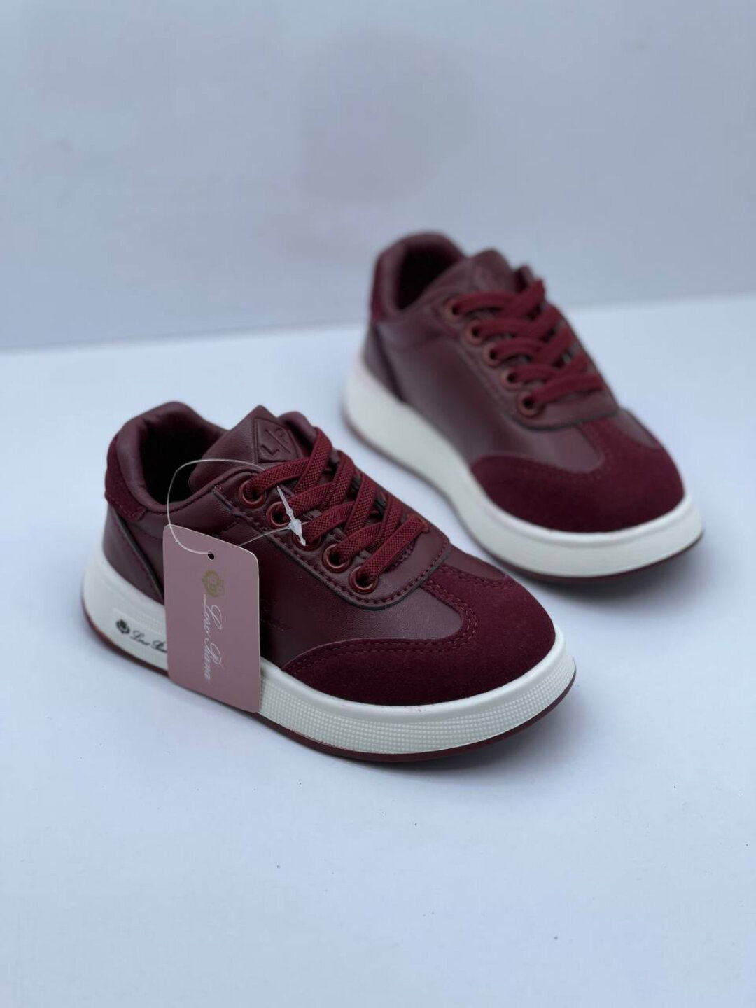 Кроссовки Кроссовки