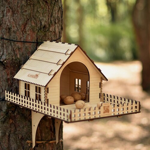 Изображение товара "KotWood" - кормушка для белок и птиц