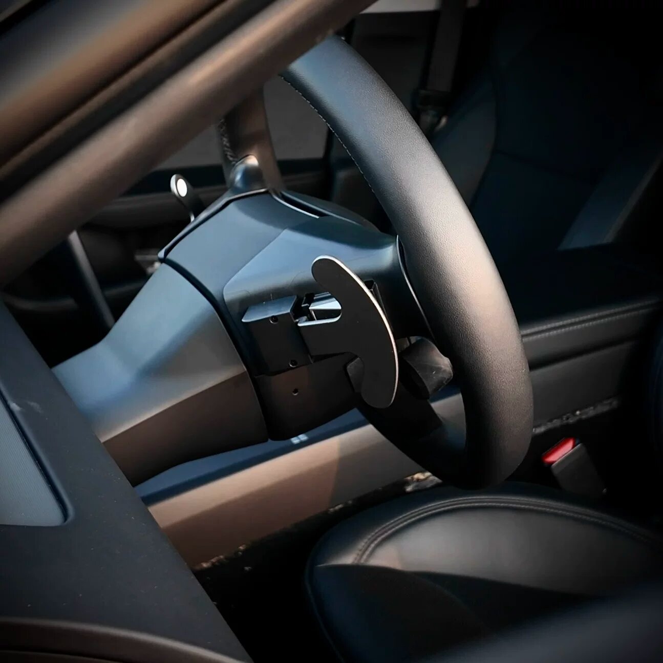 Стандартный кибер-расширитель для ключа Tesla Model 3/Y требуется установка Commander Pro