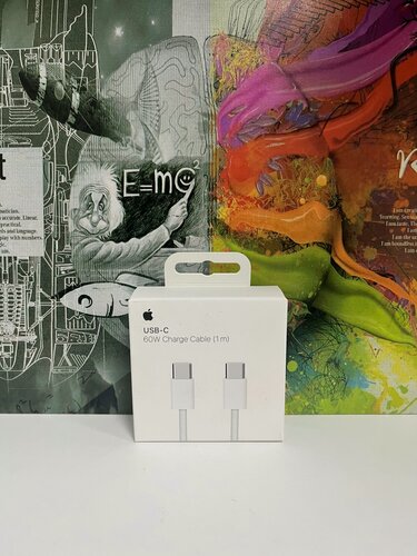 Изображение товара Кабель Apple USB-C to USB-C, 1м, 60W, нейлон, белый (MQKJ3ZM/A) A2795 (плетеный) в коробке