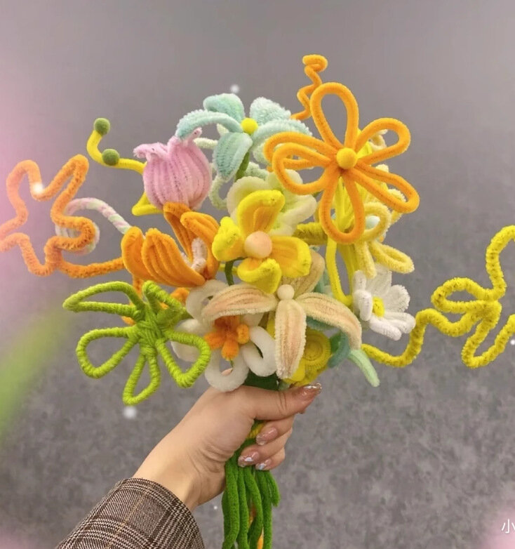 DIY Макаронный букет A-стиль с 100 цветными крепкими прутьями и пуховыми шариками для детей