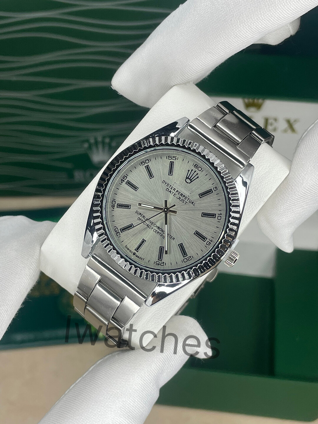 Наручные часы