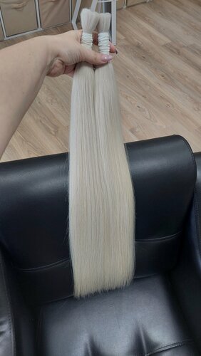 Изображение товара Натуральные волосы для наращивания 60см, 150г, блонд без желтизны, категория люкс, славяночка российского окраса