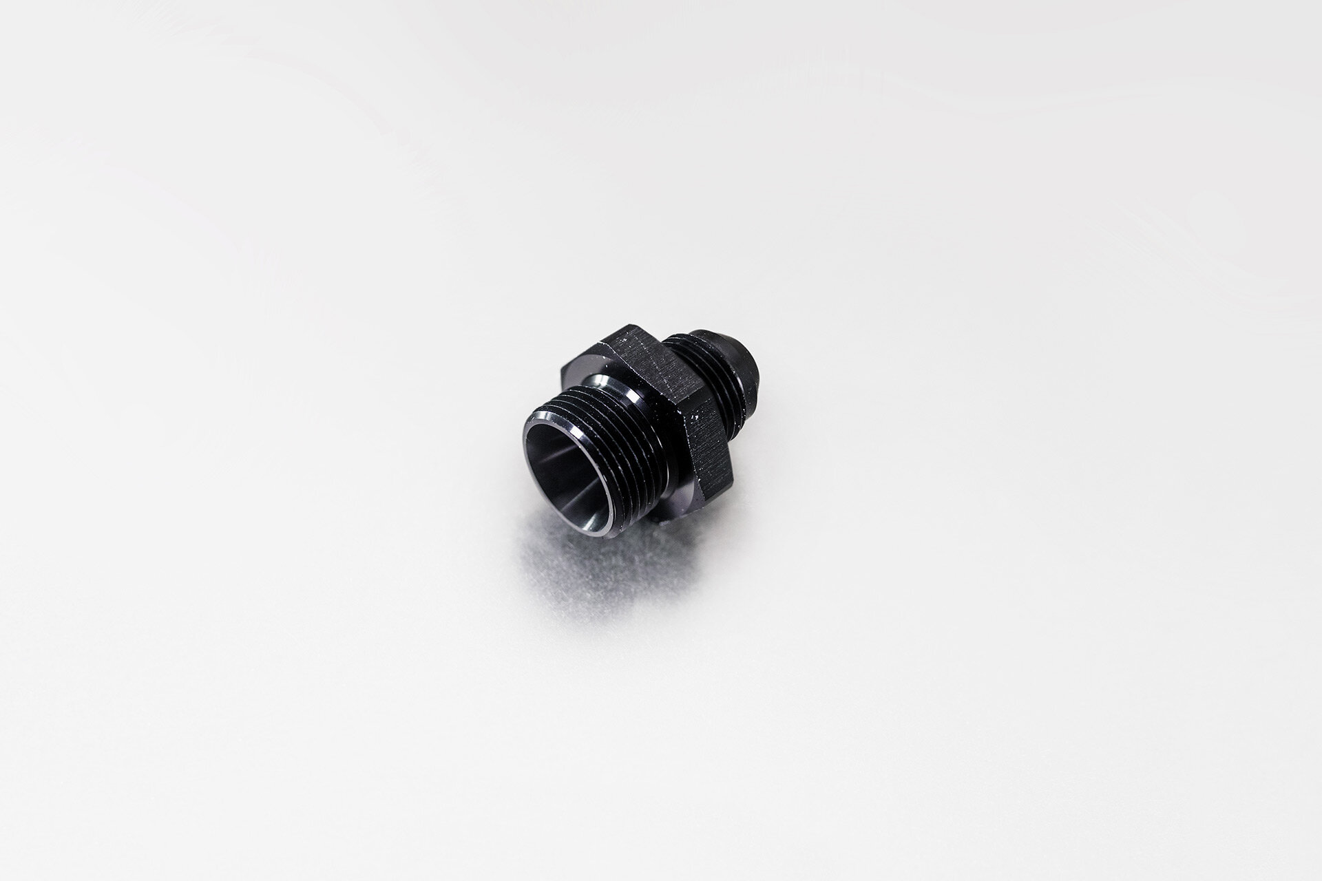 LEVEL Performance Фитинг прямой AN8–M22×1,5 папа-папа GBAN816-8-M2215