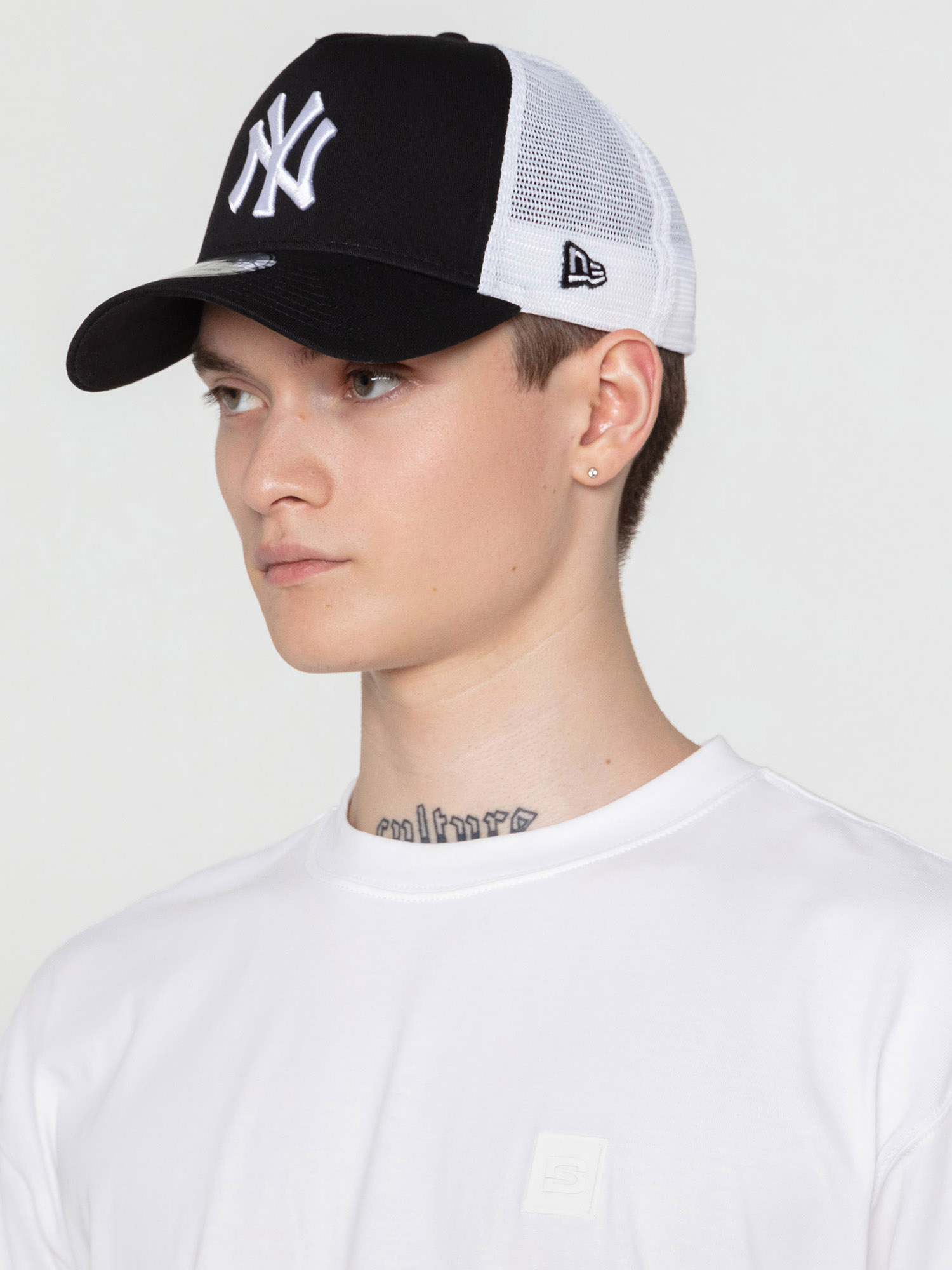 Кепка NEW ERA Clean Trucker 2 New York Yankees для мужчин и женщин