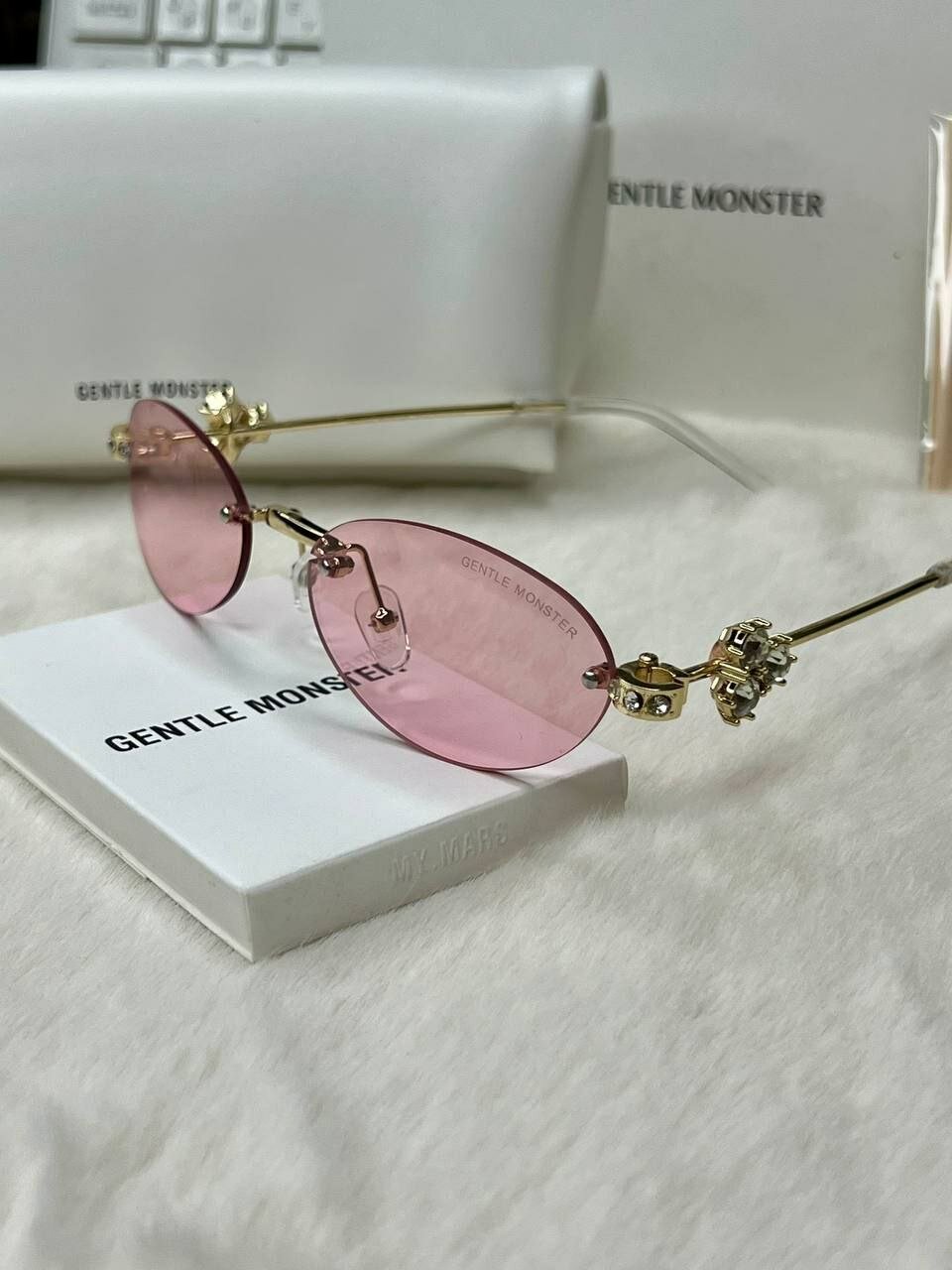 Солнцезащитные очки