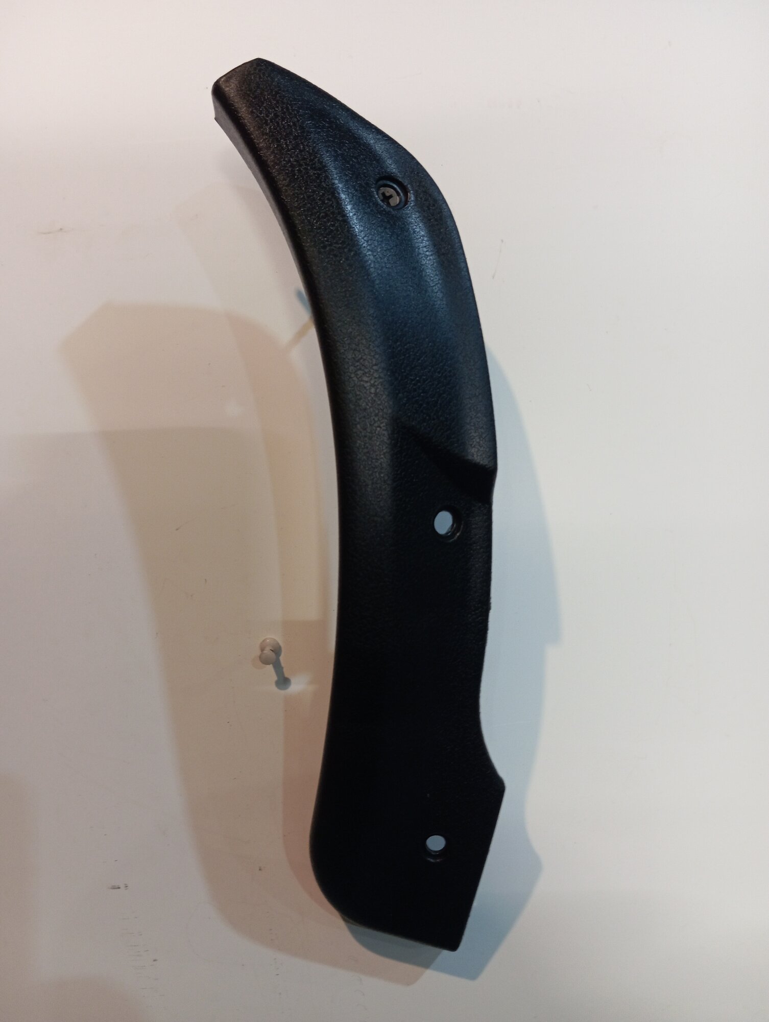 Накладка арки заднего правого колеса на ВАЗ 2108 — — -. заводская пластиковая 2108-8212304.